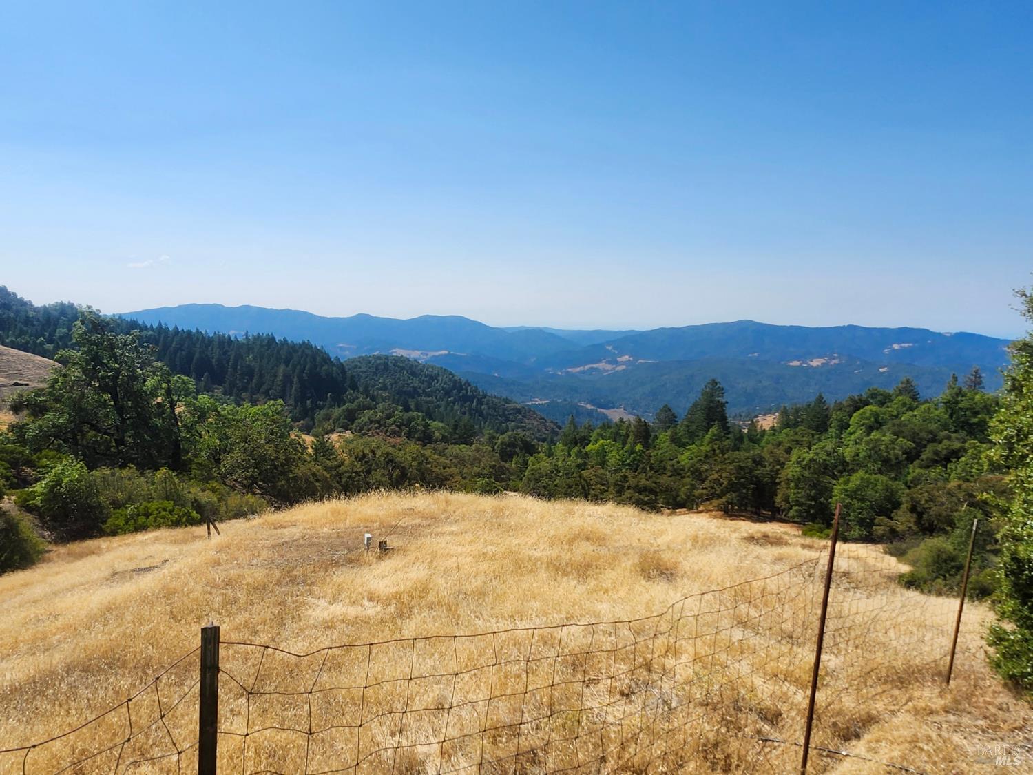 Detail Gallery Image 13 of 15 For 5635 Iron Peak Rd, Laytonville,  CA 95454 - 1 Beds | 1 Baths