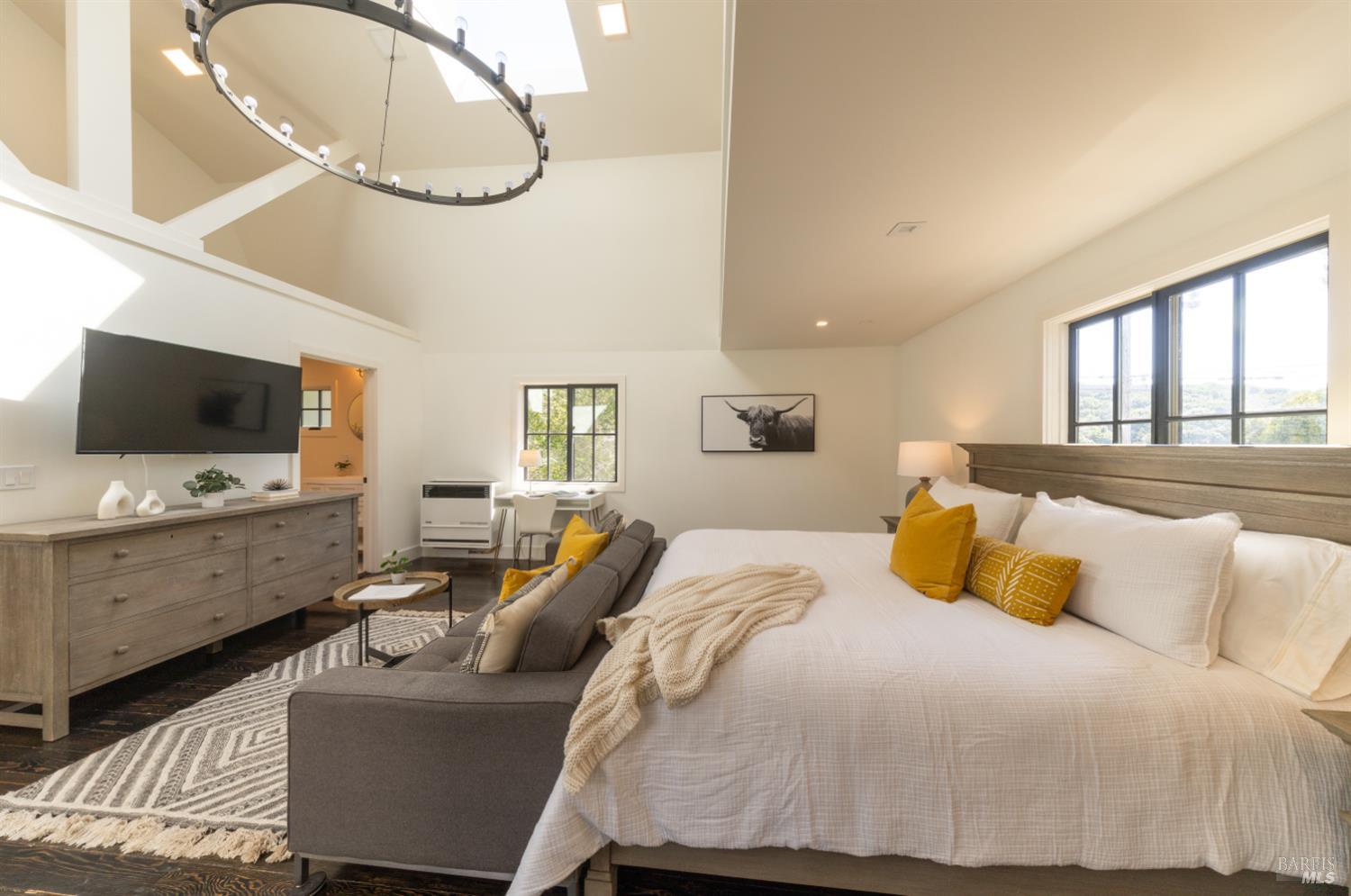 Detail Gallery Image 37 of 39 For 137 Granada Dr, Corte Madera,  CA 94925 - 4 Beds | 4 Baths