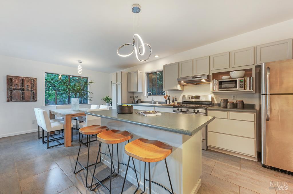 Detail Gallery Image 12 of 40 For 14282 Highland Ave, Guerneville,  CA 95446 - 1 Beds | 1/1 Baths