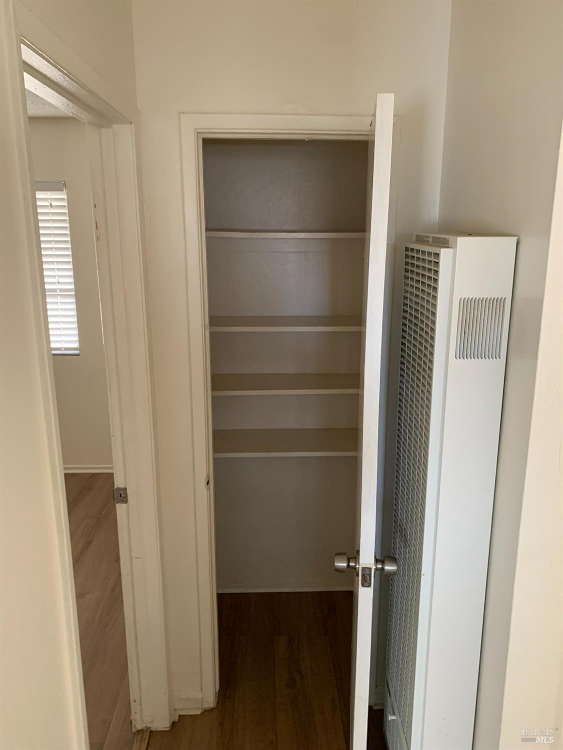 Detail Gallery Image 6 of 9 For 205 Alaska Ave, Fairfield,  CA 94533 - – Beds | – Baths