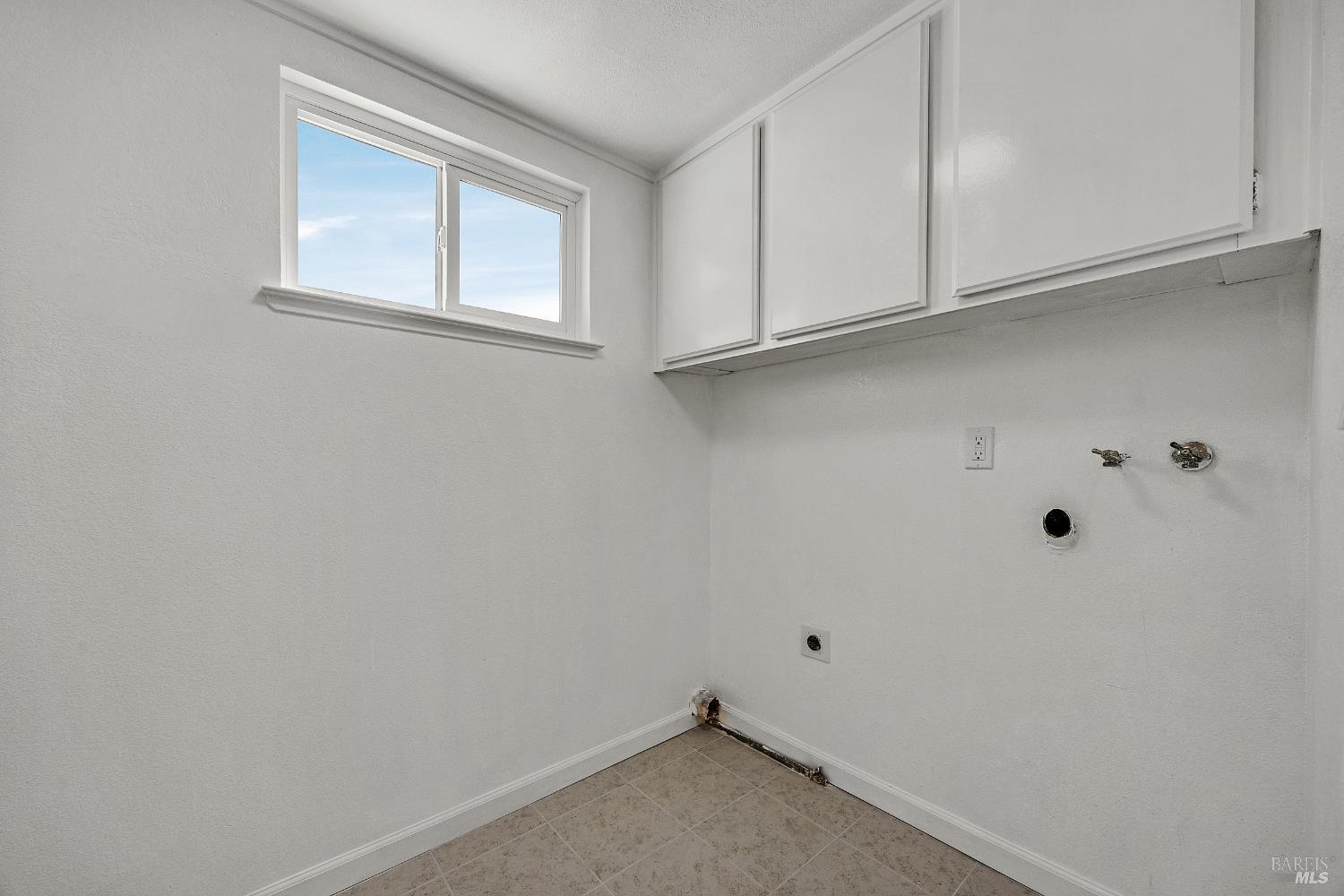 Detail Gallery Image 39 of 43 For 743 Isabella Way, Fairfield,  CA 94533 - 4 Beds | 2/1 Baths