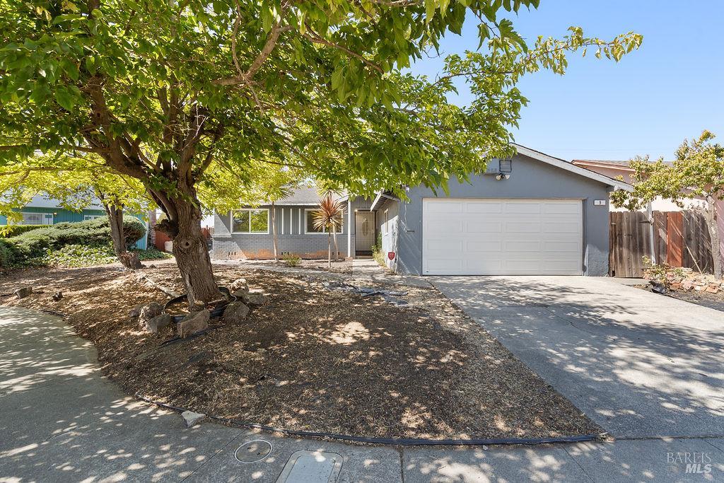 Detail Gallery Image 1 of 36 For 9 Falcon Dr, Vallejo,  CA 94589 - 4 Beds | 2 Baths