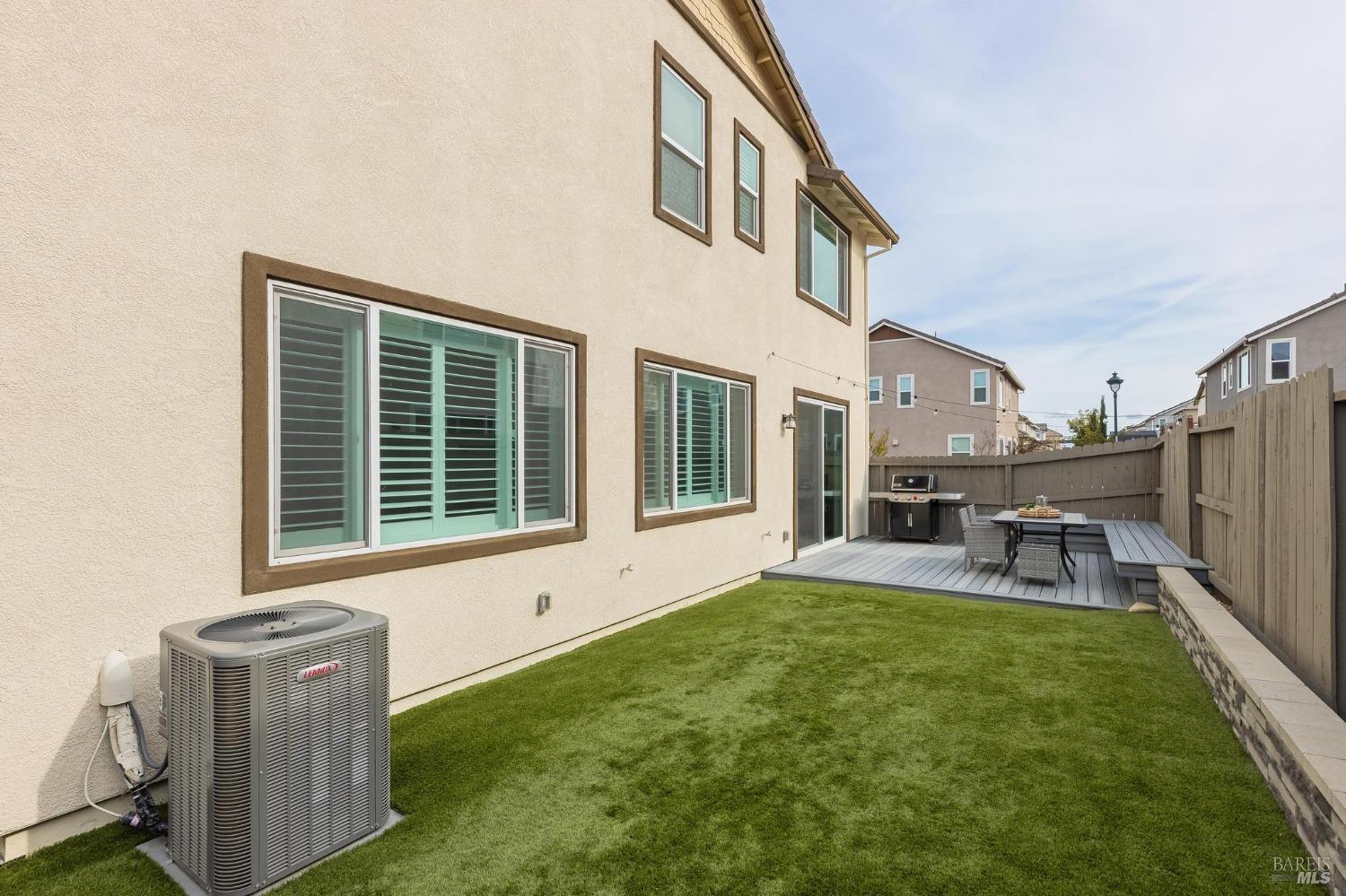 Detail Gallery Image 36 of 49 For 816 Cosmos Dr, Vacaville,  CA 95687 - 3 Beds | 2/1 Baths
