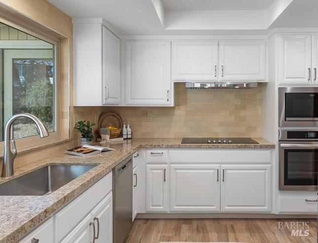 Detail Gallery Image 11 of 42 For 4604 Morris Ct, Santa Rosa,  CA 95405 - 3 Beds | 2/1 Baths
