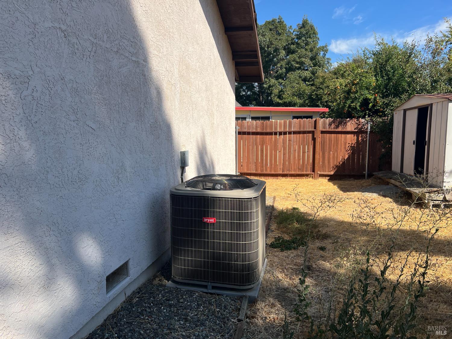 Detail Gallery Image 31 of 37 For 1136 Woodridge Dr, Vacaville,  CA 95687 - 3 Beds | 2 Baths