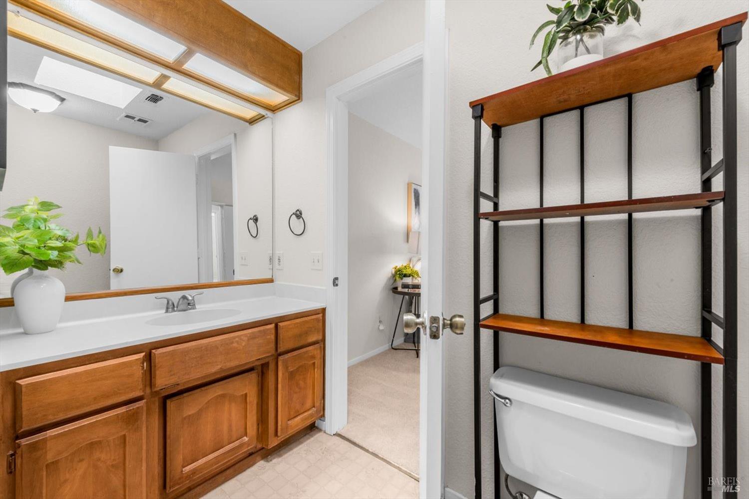 Detail Gallery Image 18 of 54 For 1015 Mason Ct, Dixon,  CA 95620 - 3 Beds | 2 Baths