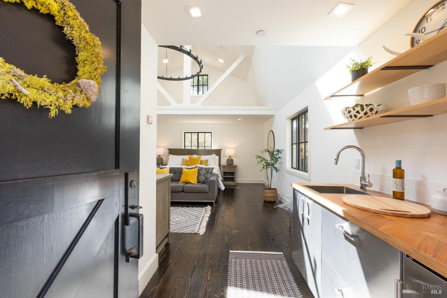 Detail Gallery Image 33 of 39 For 137 Granada Dr, Corte Madera,  CA 94925 - 4 Beds | 4 Baths