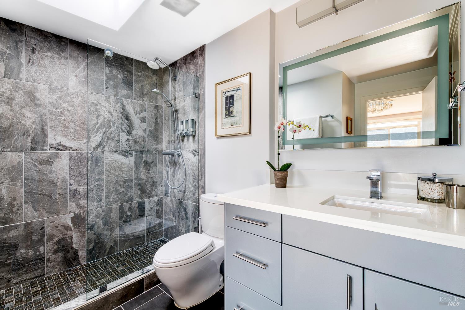 Detail Gallery Image 20 of 35 For 5331 Shelter Bay Ave, Mill Valley,  CA 94941 - 2 Beds | 2 Baths