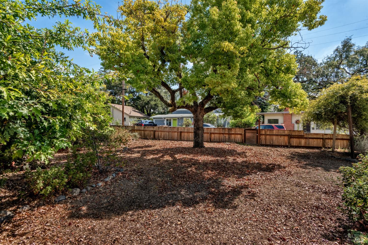 Detail Gallery Image 7 of 30 For 325 Lomitas Ln, Santa Rosa,  CA 95404 - 2 Beds | 1 Baths