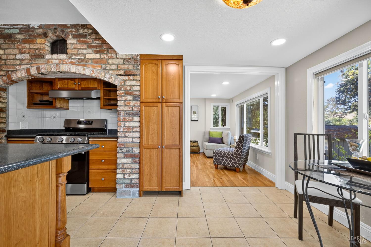 Detail Gallery Image 32 of 56 For 635 Goodwin Ave, Penngrove,  CA 94960 - 3 Beds | 2 Baths