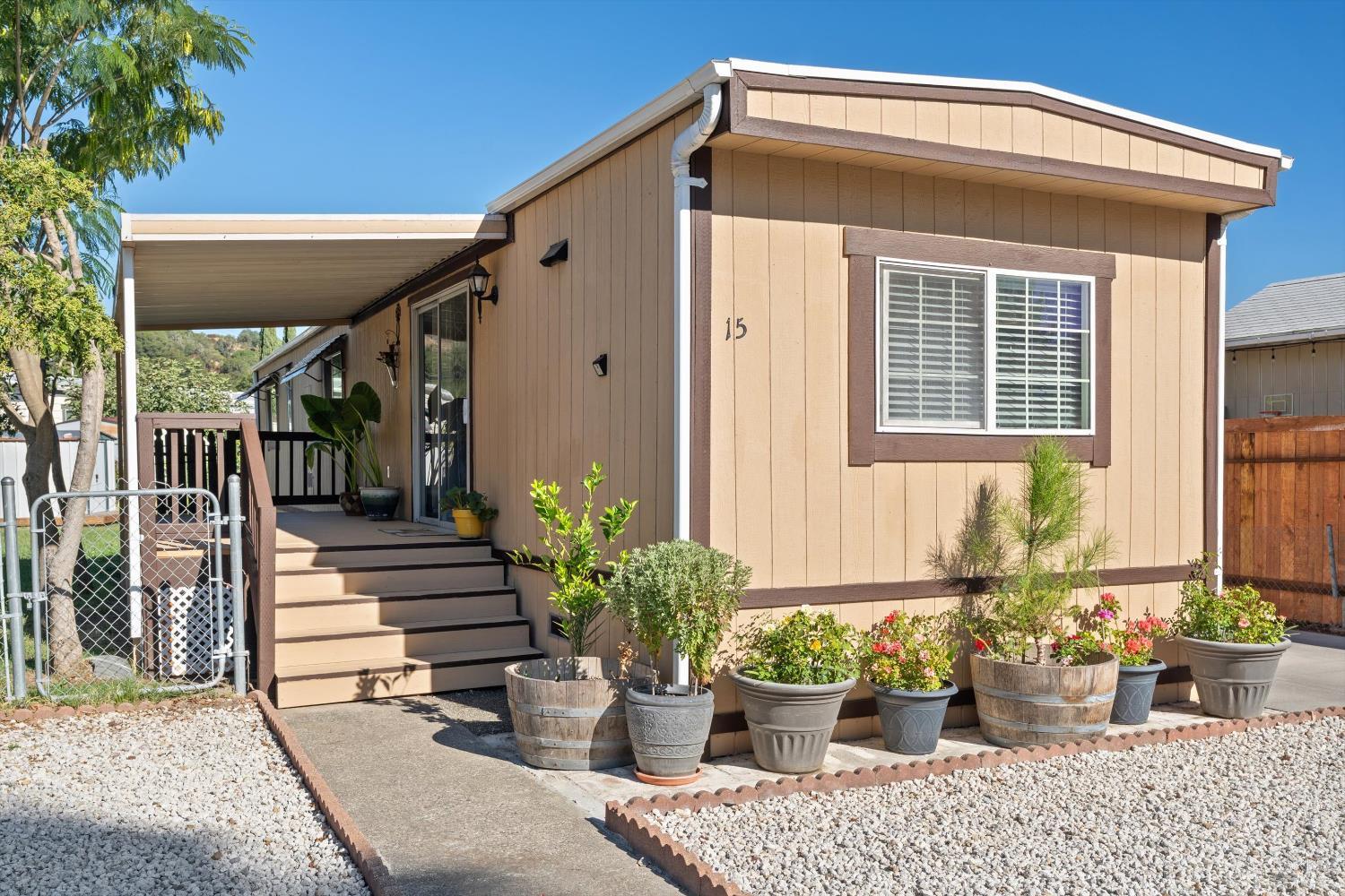 Detail Gallery Image 1 of 21 For 4801 North State St 15, Ukiah,  CA 95482 - 2 Beds | 1 Baths