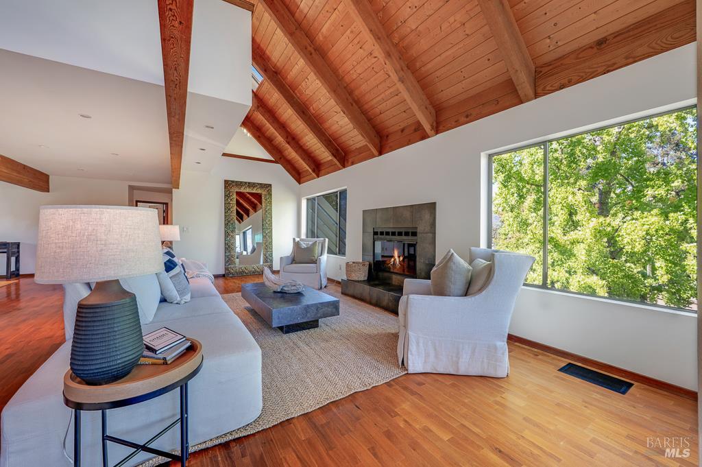 Detail Gallery Image 6 of 48 For 6417 Timber Springs Ct, Santa Rosa,  CA 95409 - 3 Beds | 2/2 Baths