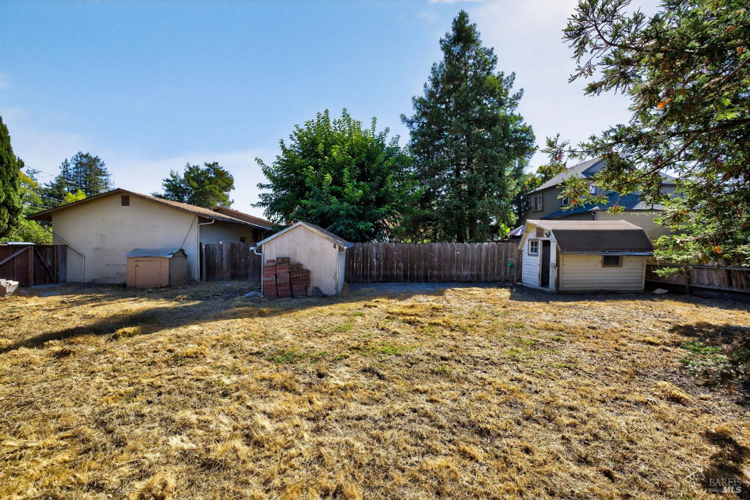 Detail Gallery Image 33 of 41 For 192 Winston Dr, Santa Rosa,  CA 95407 - 3 Beds | 1/1 Baths
