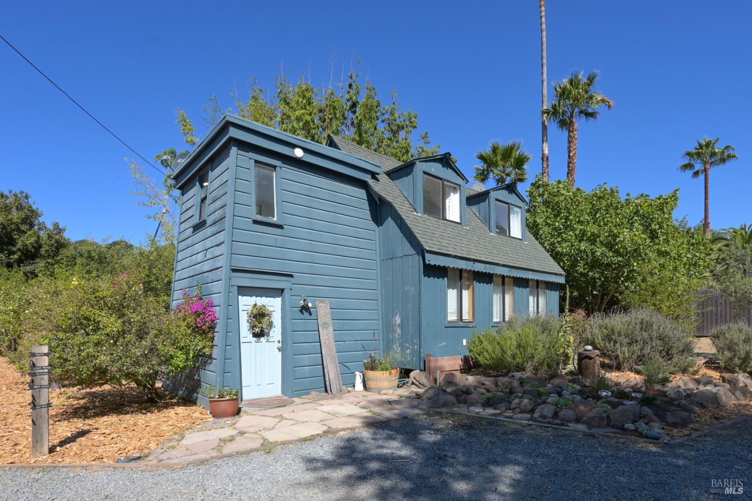 Detail Gallery Image 2 of 64 For 192 Atherton Ave, Novato,  CA 94945 - 3 Beds | 2 Baths