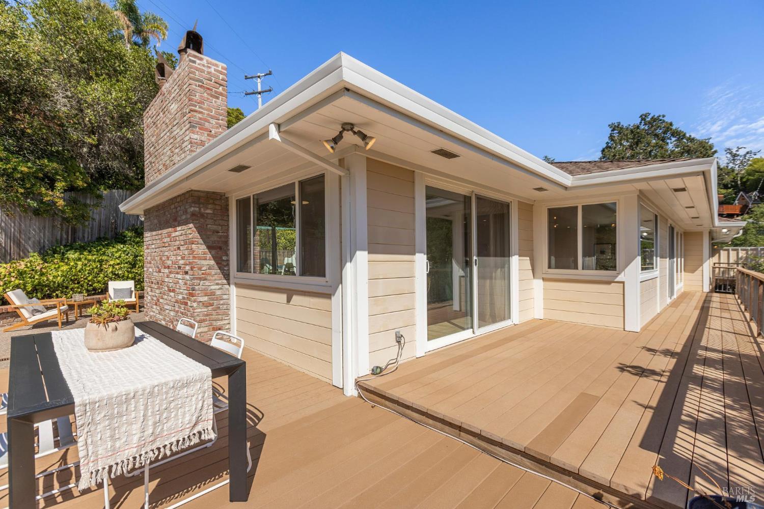 Detail Gallery Image 16 of 56 For 299 via Barranca Unkn, Greenbrae,  CA 94904 - 6 Beds | 4 Baths