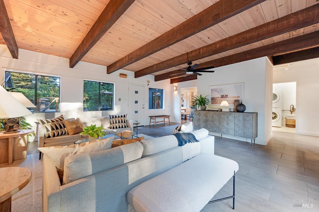 Detail Gallery Image 10 of 40 For 14282 Highland Ave, Guerneville,  CA 95446 - 1 Beds | 1/1 Baths