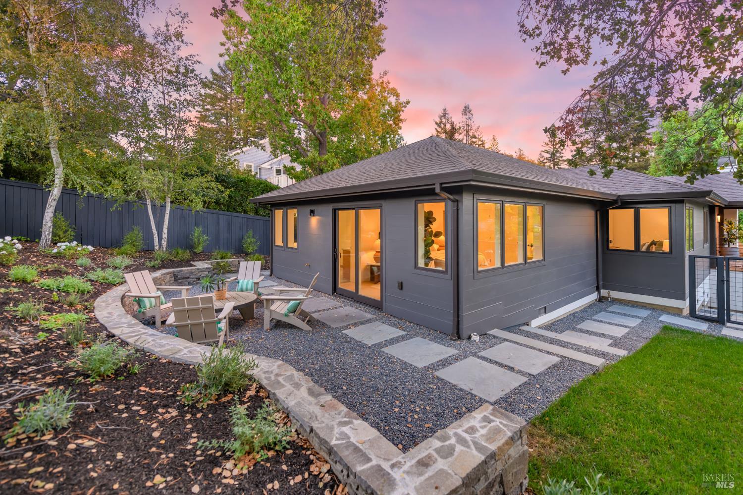 Detail Gallery Image 56 of 72 For 402 Alexander Ave, Larkspur,  CA 94939 - 5 Beds | 3/1 Baths
