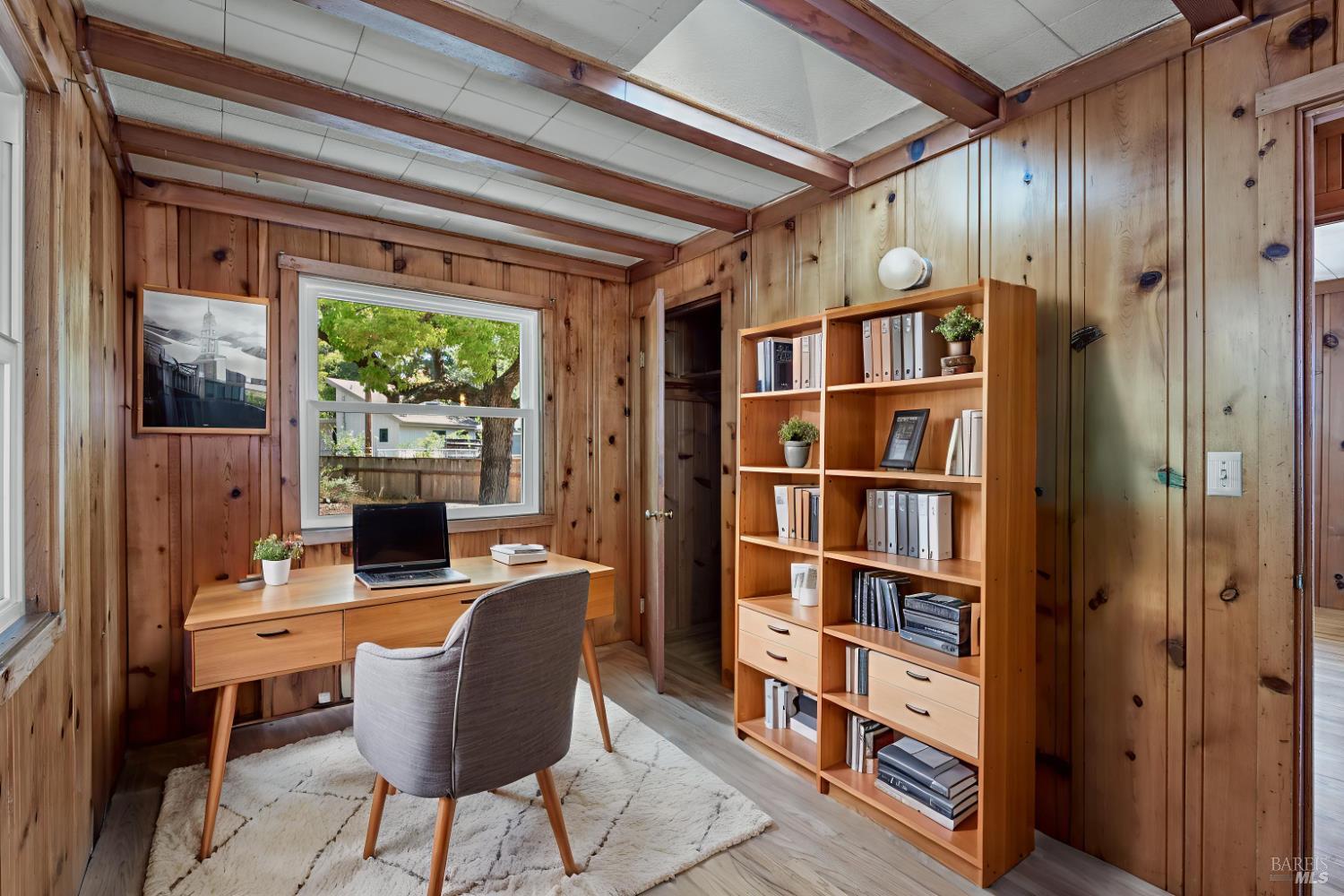 Detail Gallery Image 5 of 30 For 325 Lomitas Ln, Santa Rosa,  CA 95404 - 2 Beds | 1 Baths