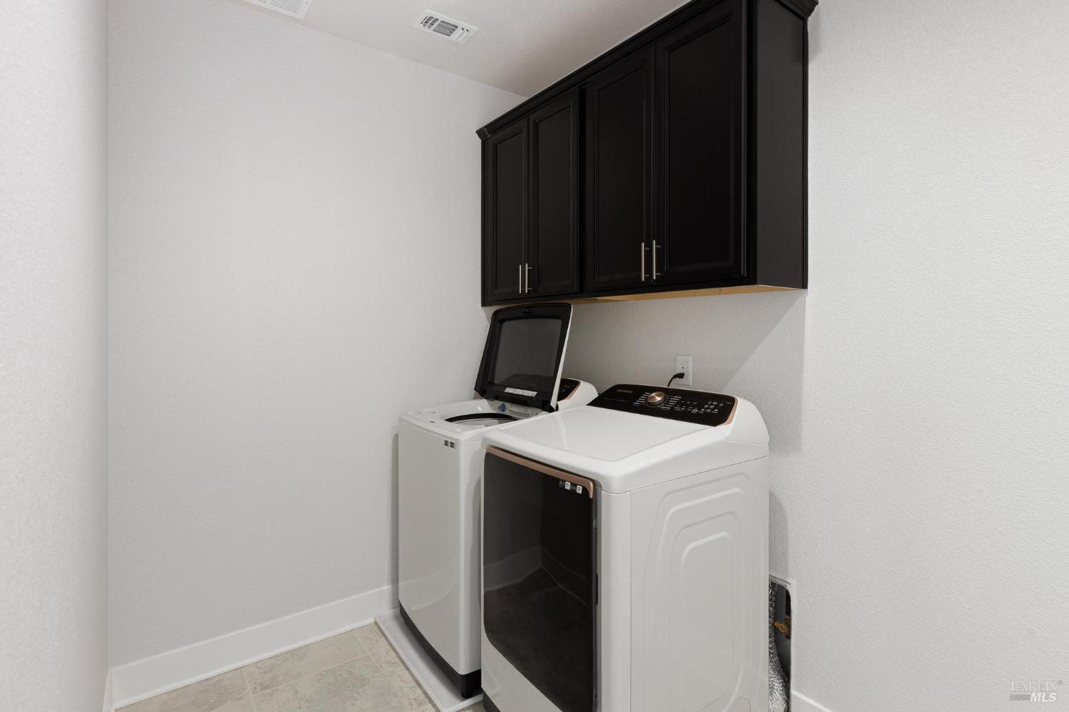 Detail Gallery Image 26 of 49 For 816 Cosmos Dr, Vacaville,  CA 95687 - 3 Beds | 2/1 Baths
