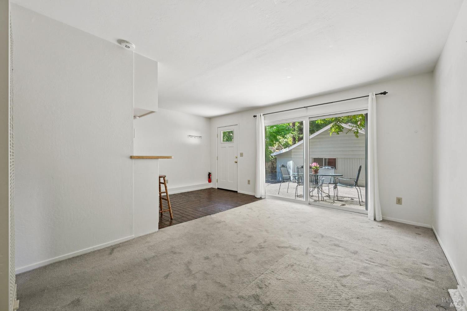 Detail Gallery Image 63 of 74 For 135 Spring Grove Ave, San Rafael,  CA 94901 - 6 Beds | 5/2 Baths