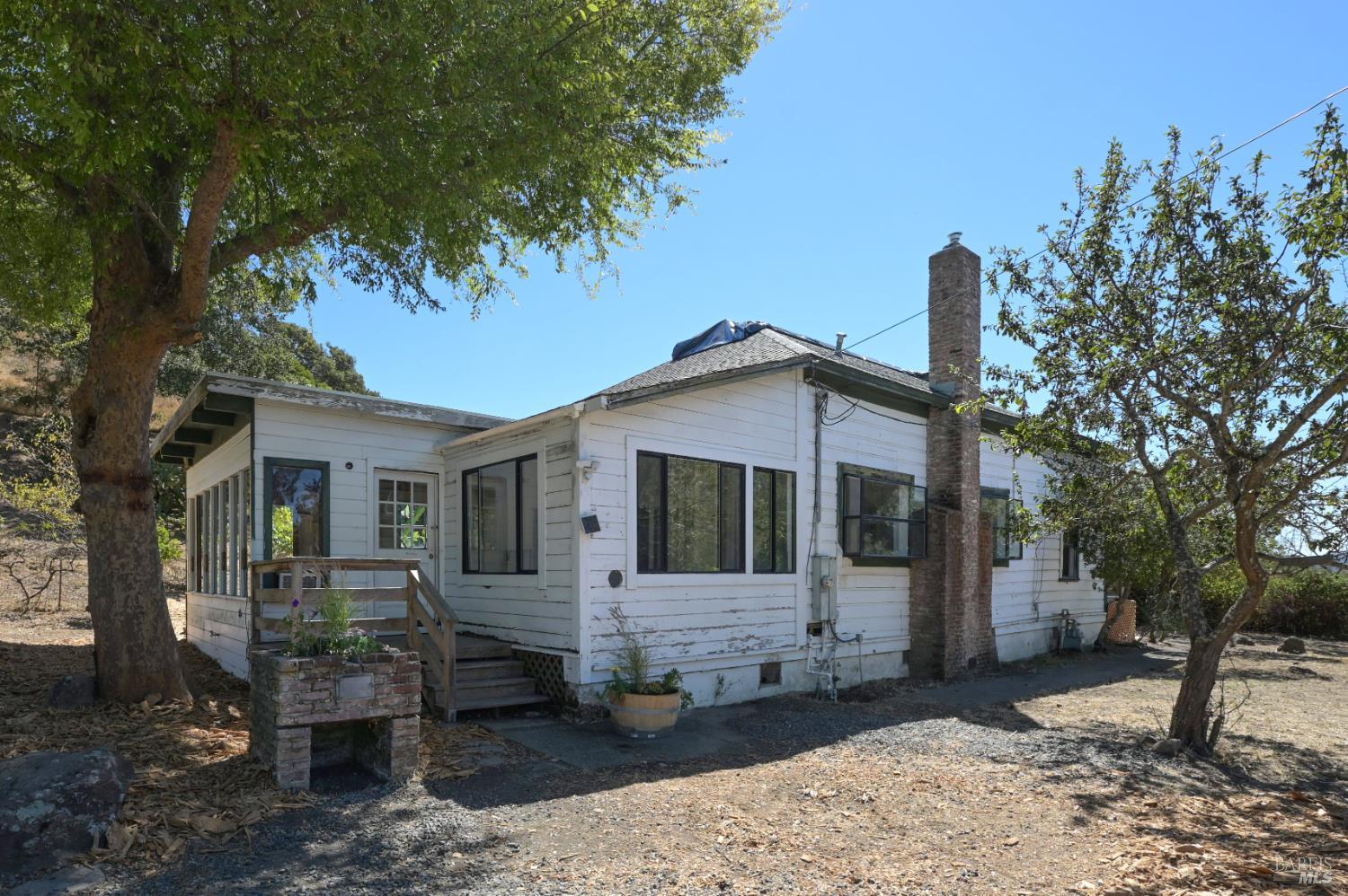 Detail Gallery Image 12 of 64 For 192 Atherton Ave, Novato,  CA 94945 - 3 Beds | 2 Baths