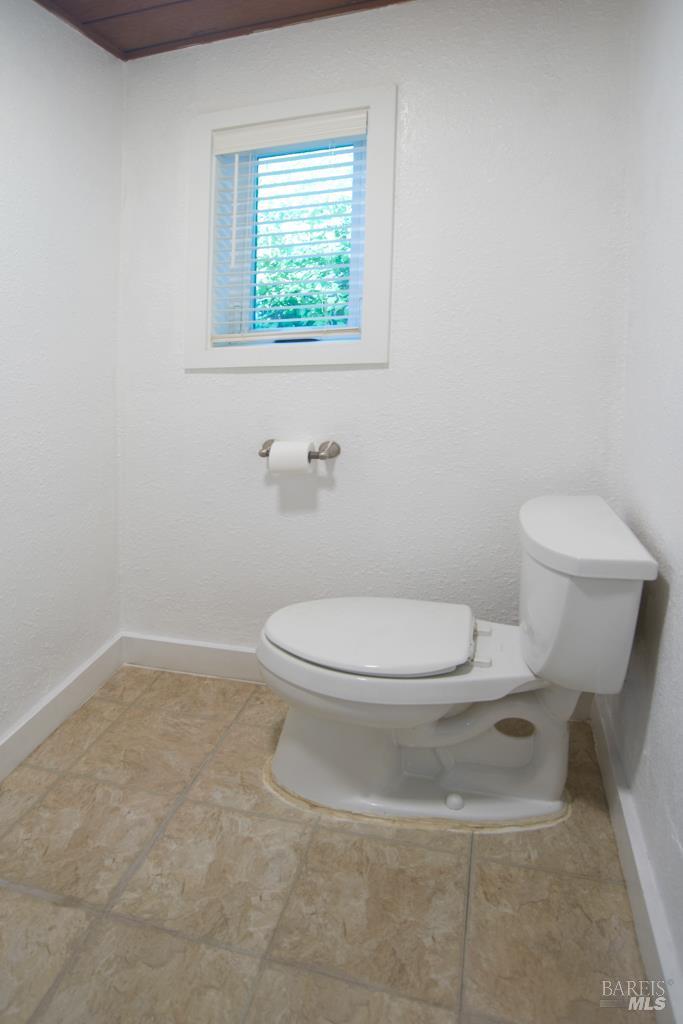 Detail Gallery Image 15 of 40 For 8743 Franklin St, Windsor,  CA 95492 - 1 Beds | 1 Baths