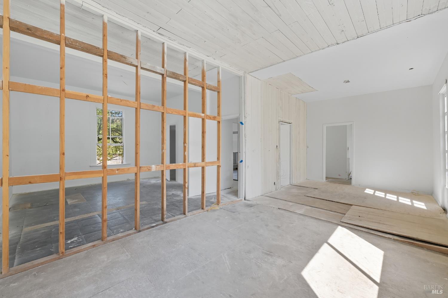 Detail Gallery Image 19 of 64 For 192 Atherton Ave, Novato,  CA 94945 - 3 Beds | 2 Baths