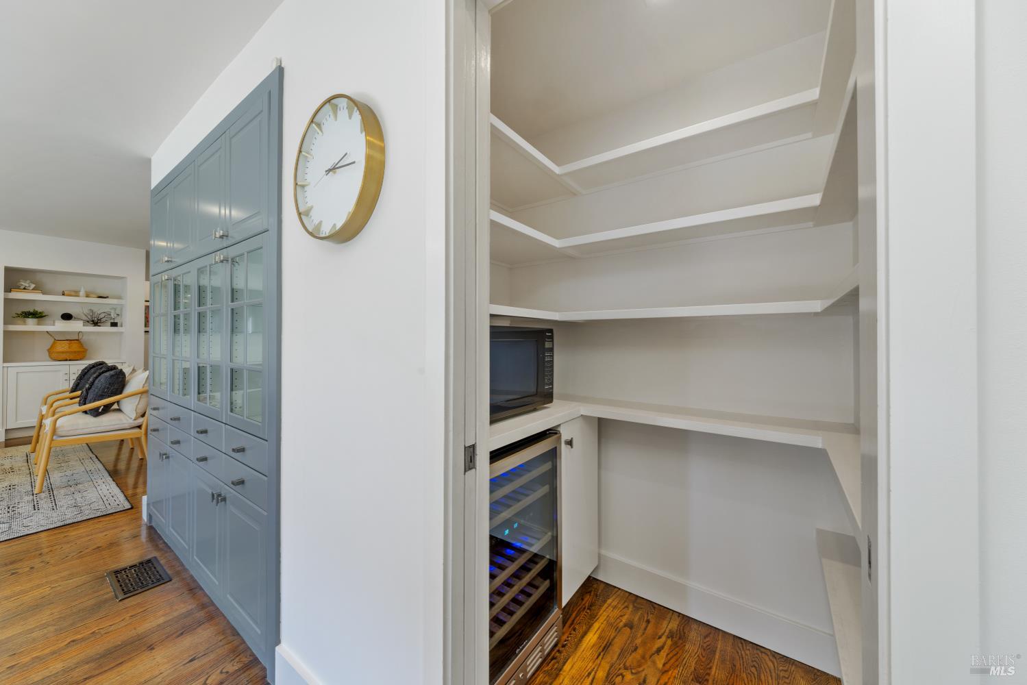 Detail Gallery Image 14 of 39 For 137 Granada Dr, Corte Madera,  CA 94925 - 4 Beds | 4 Baths
