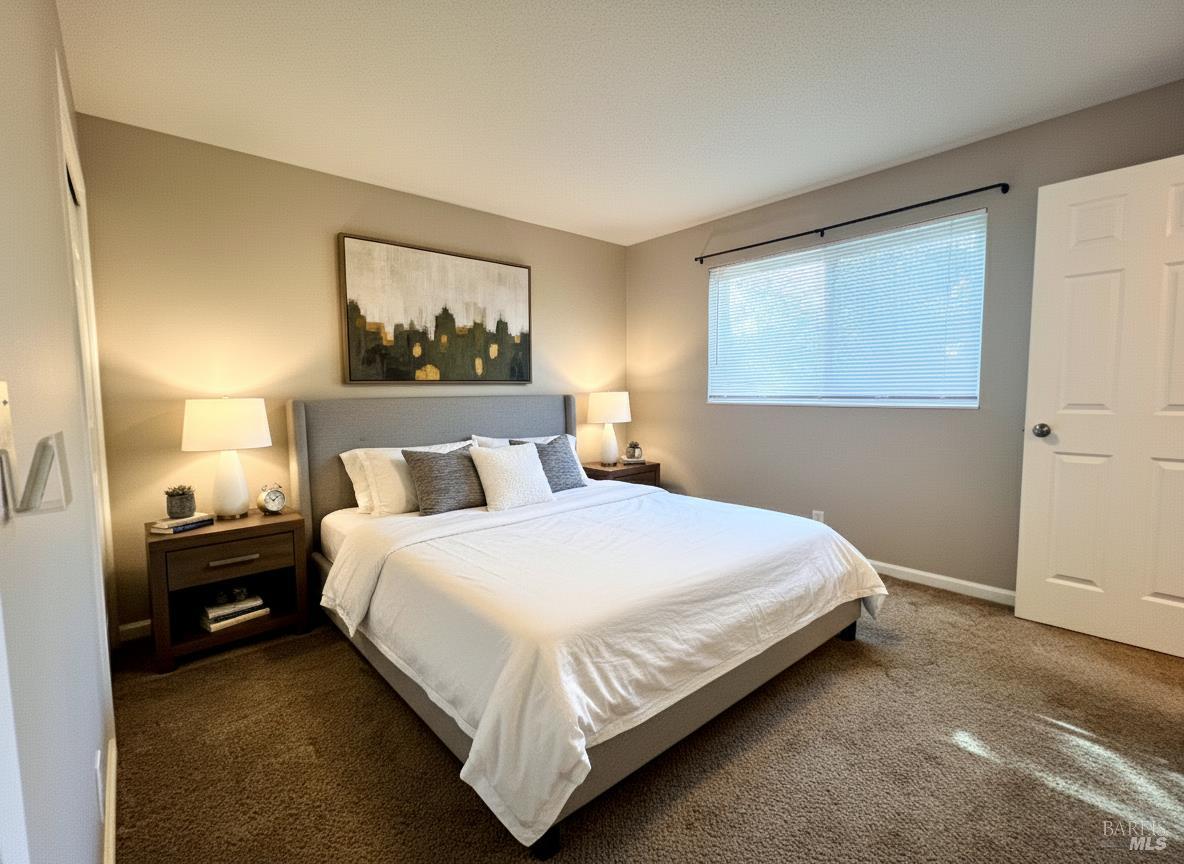 Detail Gallery Image 23 of 37 For 1136 Woodridge Dr, Vacaville,  CA 95687 - 3 Beds | 2 Baths