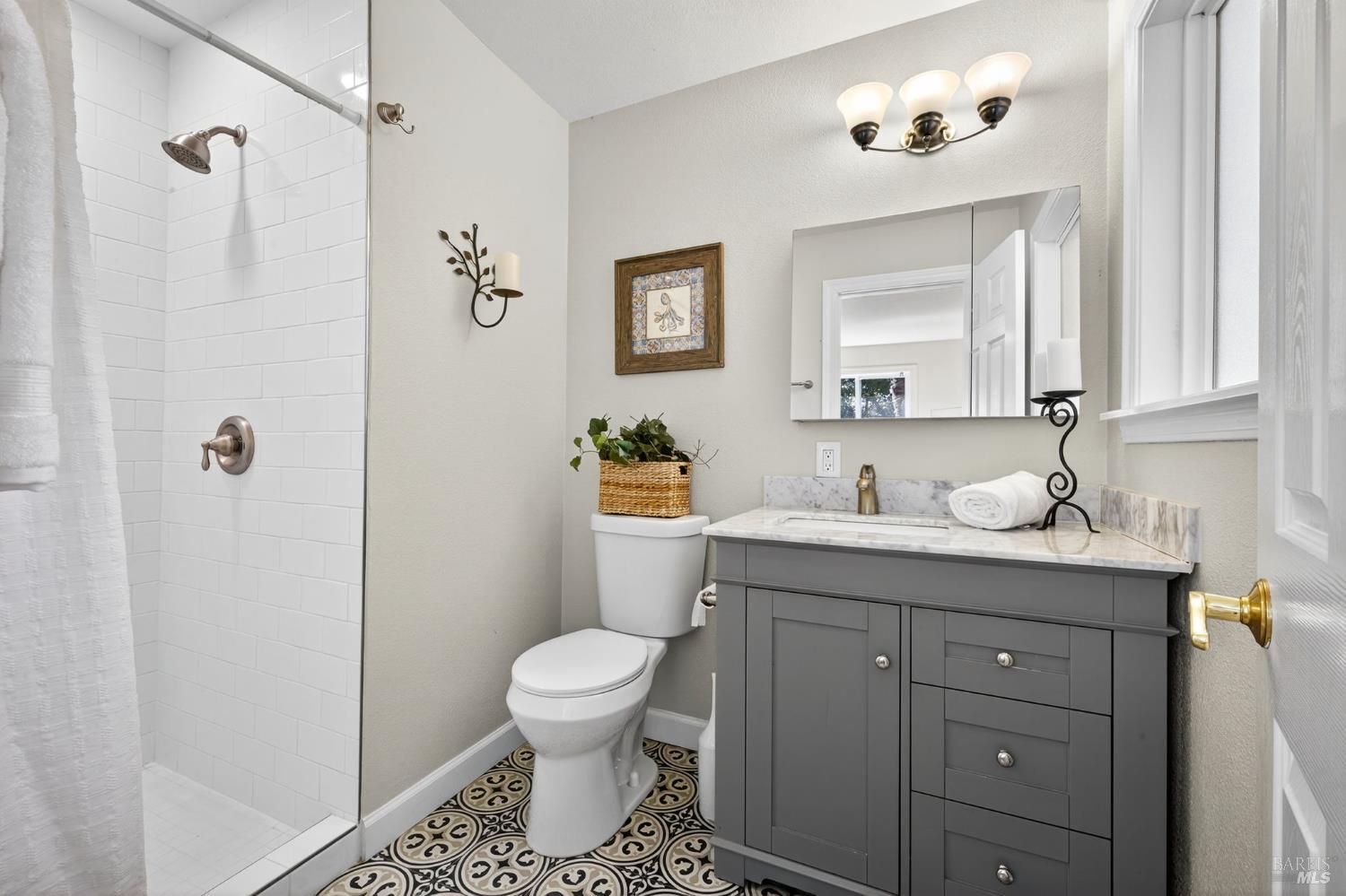 Detail Gallery Image 29 of 56 For 635 Goodwin Ave, Penngrove,  CA 94960 - 3 Beds | 2 Baths