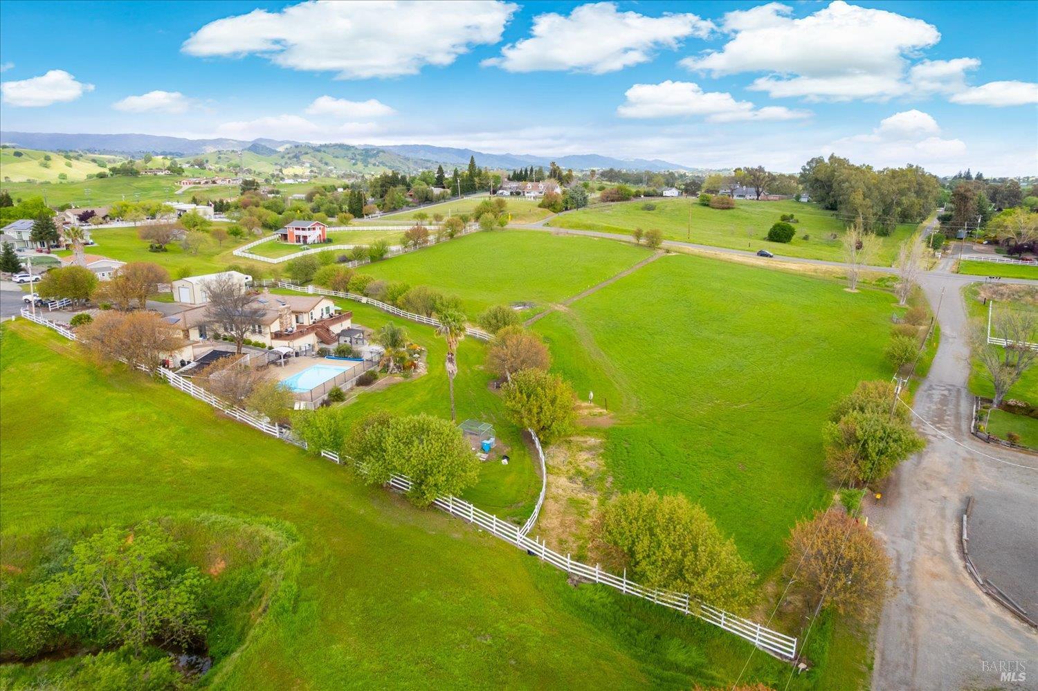 Detail Gallery Image 95 of 99 For 4265 Summerwood Ct, Vacaville,  CA 95688 - 4 Beds | 3/1 Baths