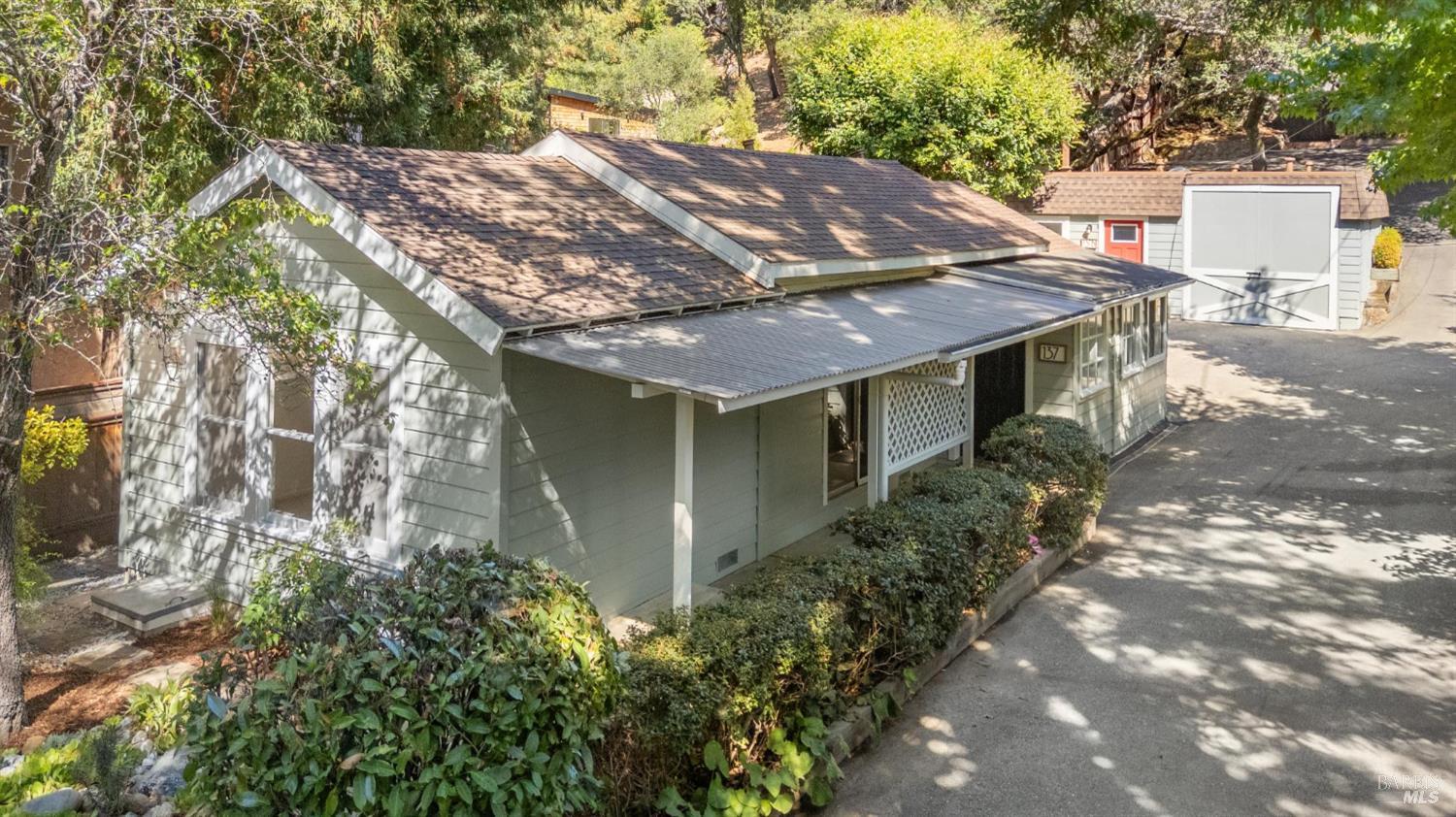 Detail Gallery Image 71 of 74 For 135 Spring Grove Ave, San Rafael,  CA 94901 - 6 Beds | 5/2 Baths