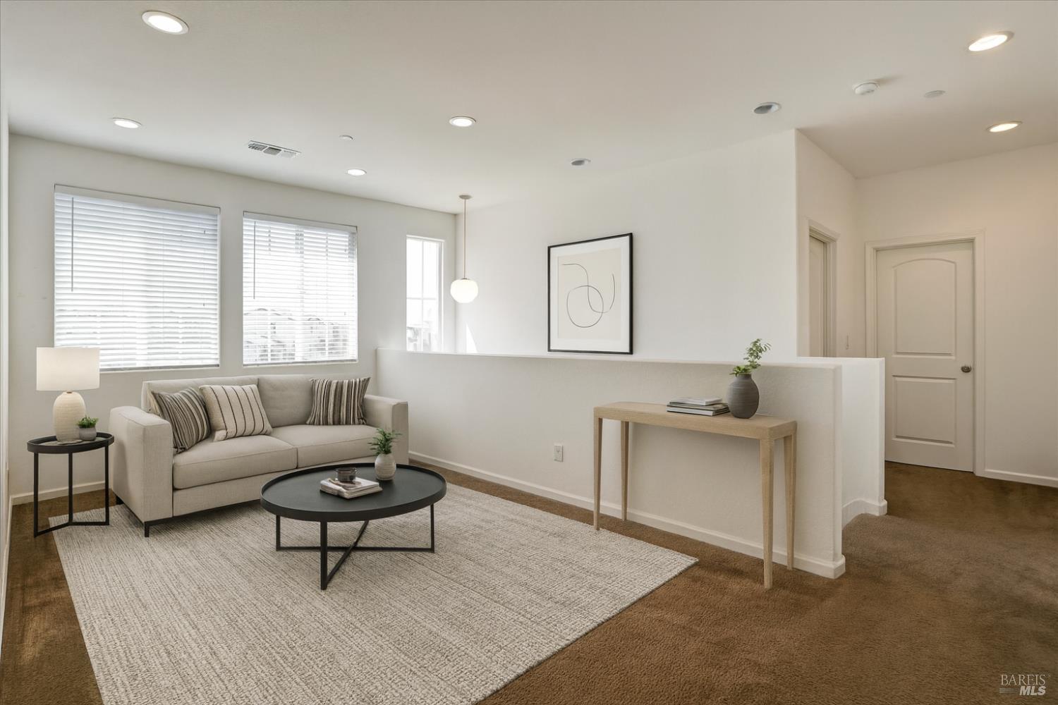 Detail Gallery Image 24 of 45 For 227 Wisteria Cir, Vacaville,  CA 95687 - 4 Beds | 3/1 Baths