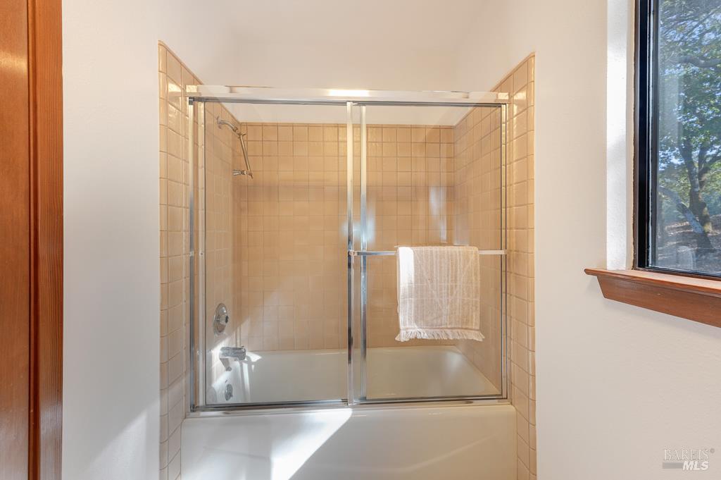 Detail Gallery Image 26 of 48 For 6417 Timber Springs Ct, Santa Rosa,  CA 95409 - 3 Beds | 2/2 Baths