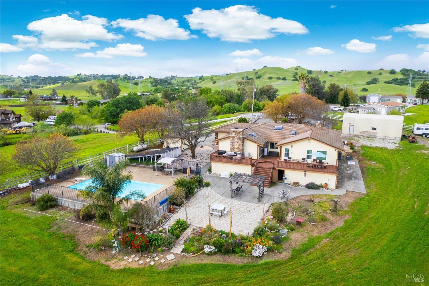 Detail Gallery Image 96 of 99 For 4265 Summerwood Ct, Vacaville,  CA 95688 - 4 Beds | 3/1 Baths