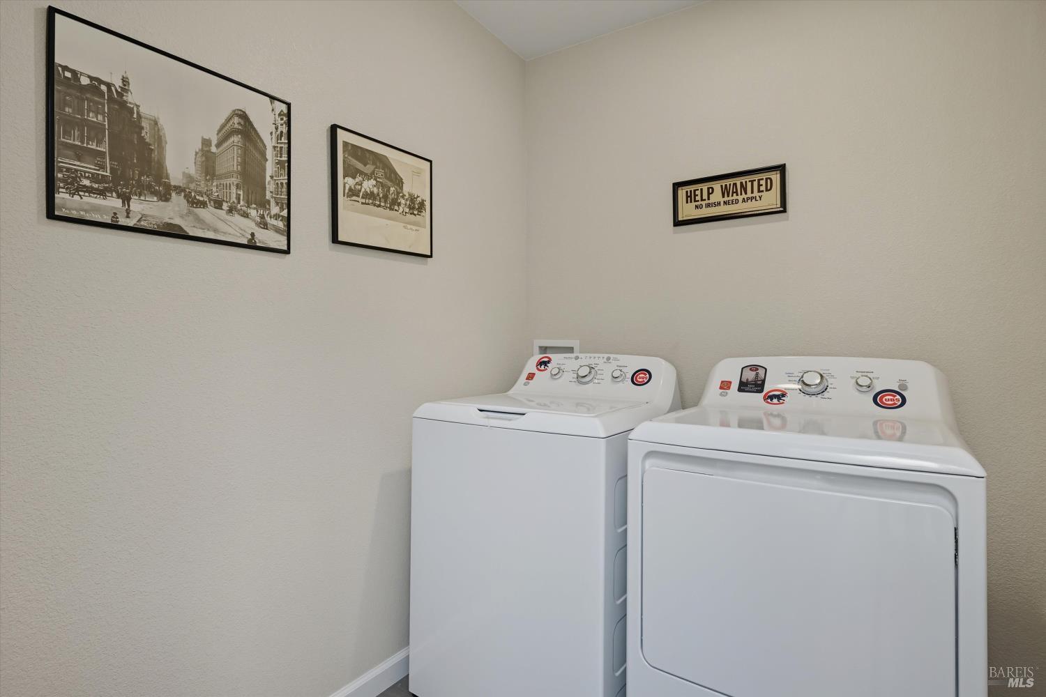 Detail Gallery Image 13 of 40 For 9781 Venturi Dr, Cobb,  CA 95426 - 4 Beds | 2/1 Baths