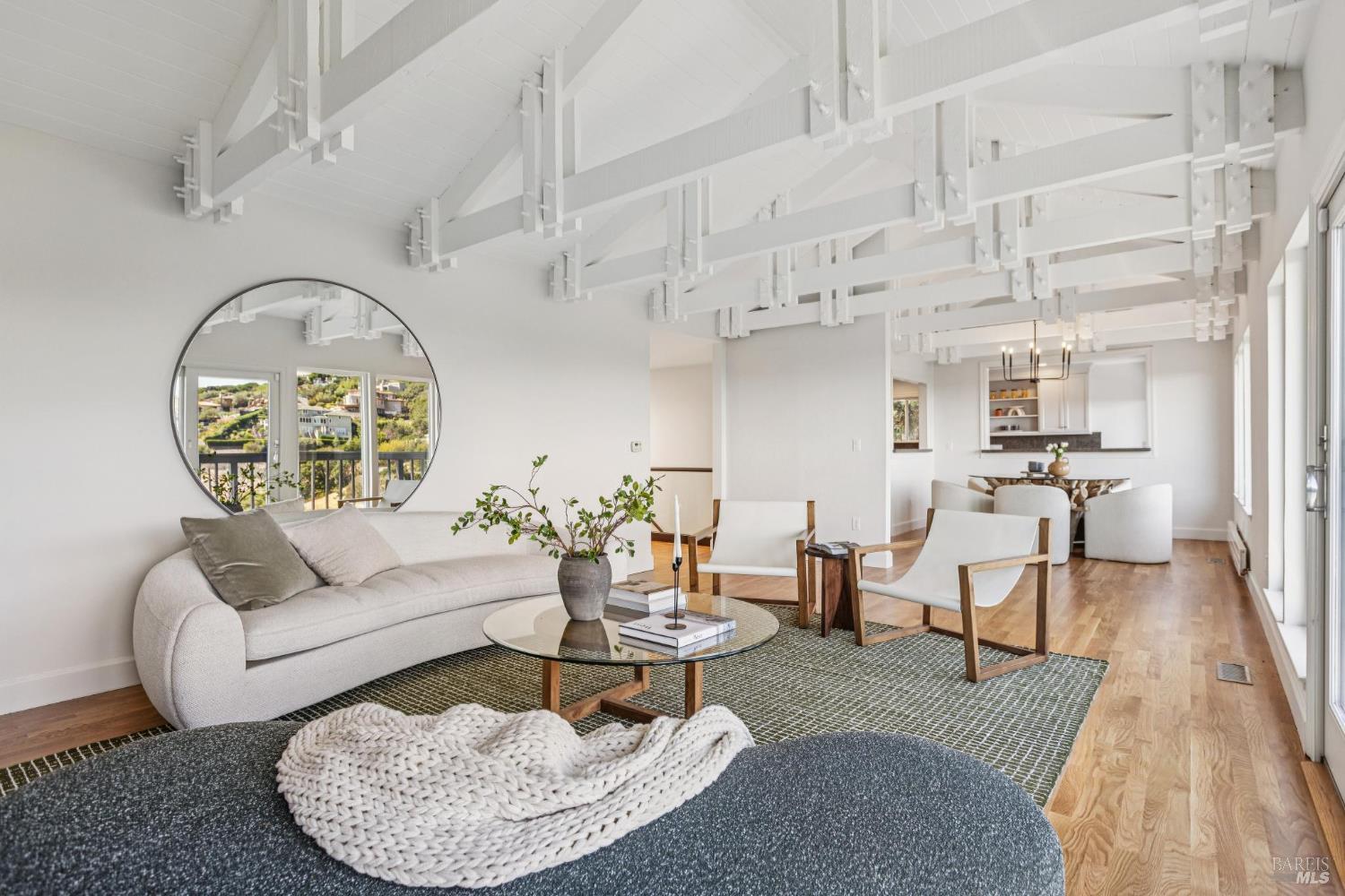 Detail Gallery Image 9 of 51 For 12 Tara View Rd, Belvedere Tiburon,  CA 94920 - 3 Beds | 2/1 Baths