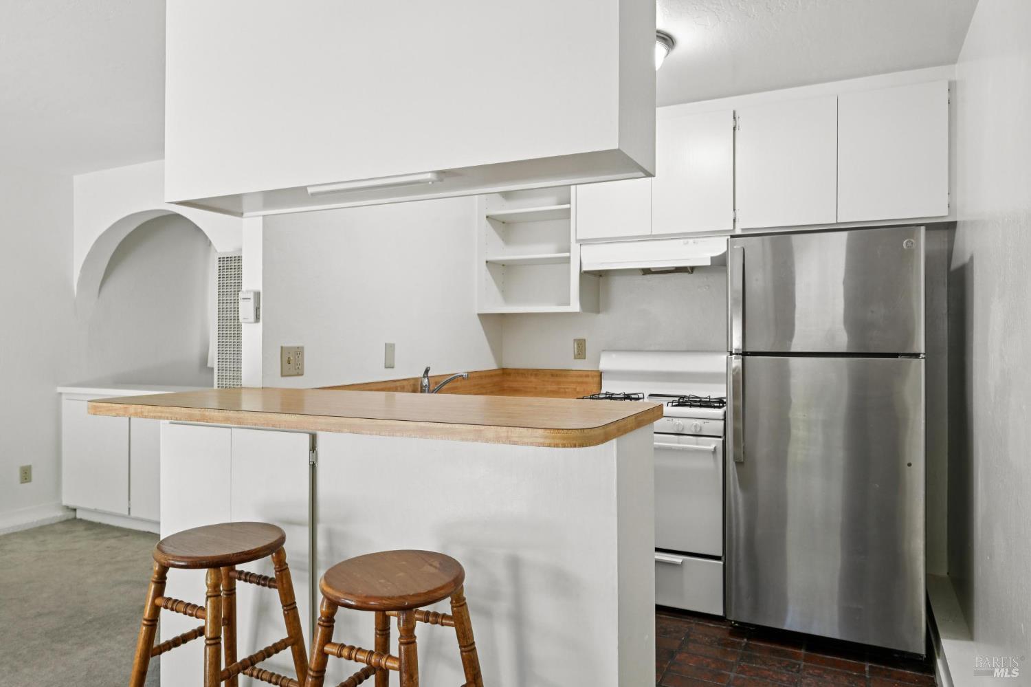 Detail Gallery Image 60 of 74 For 135 Spring Grove Ave, San Rafael,  CA 94901 - 6 Beds | 5/2 Baths