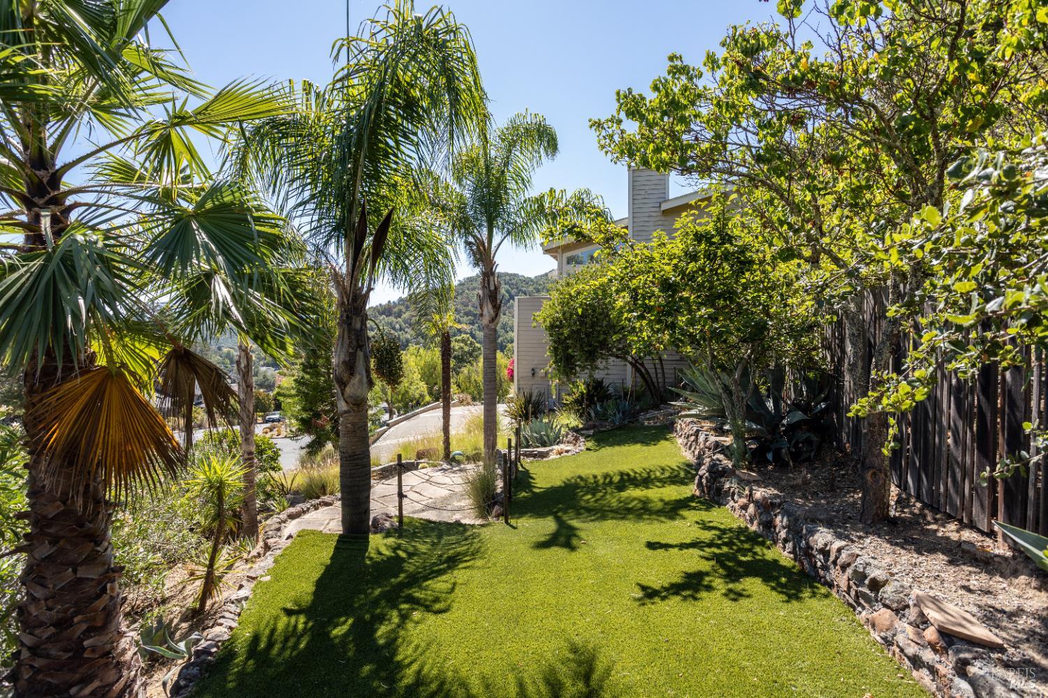 Detail Gallery Image 59 of 62 For 2901 Las Gallinas Ave, San Rafael,  CA 94903 - 4 Beds | 3/1 Baths