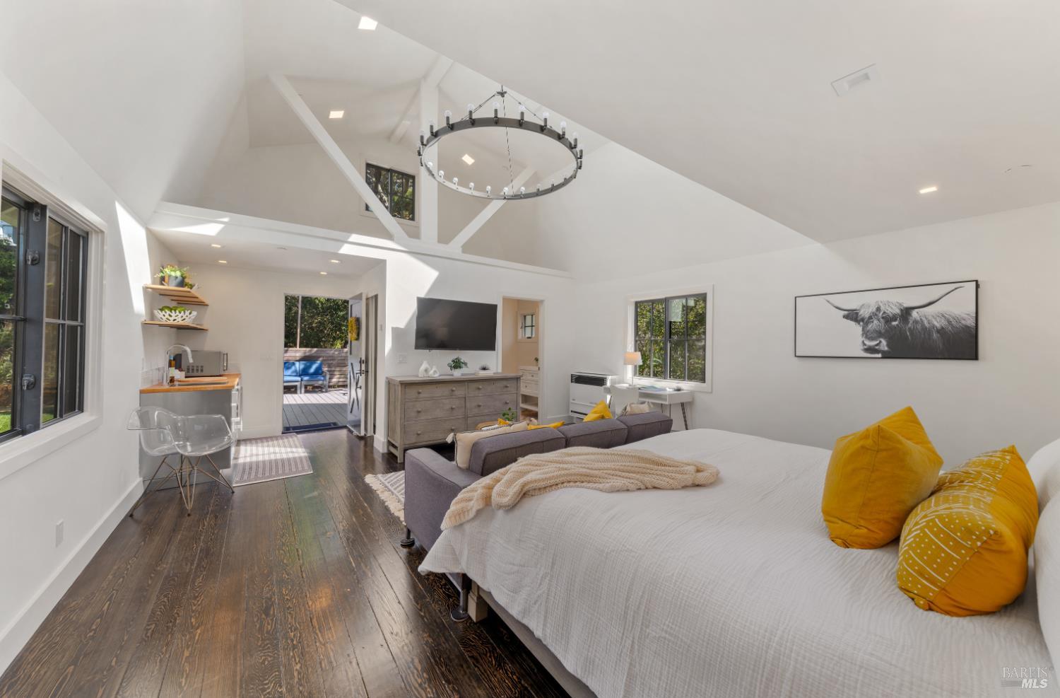 Detail Gallery Image 35 of 39 For 137 Granada Dr, Corte Madera,  CA 94925 - 4 Beds | 4 Baths