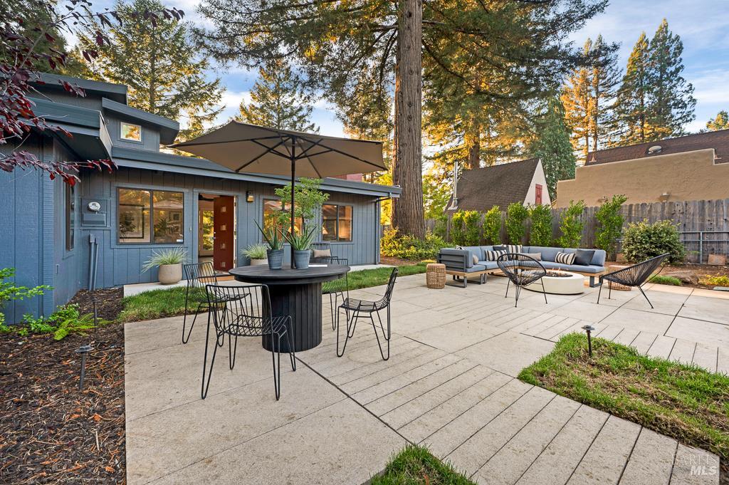 Detail Gallery Image 5 of 40 For 14282 Highland Ave, Guerneville,  CA 95446 - 1 Beds | 1/1 Baths