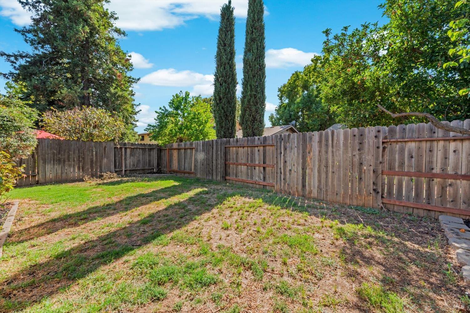 Detail Gallery Image 37 of 54 For 1015 Mason Ct, Dixon,  CA 95620 - 3 Beds | 2 Baths
