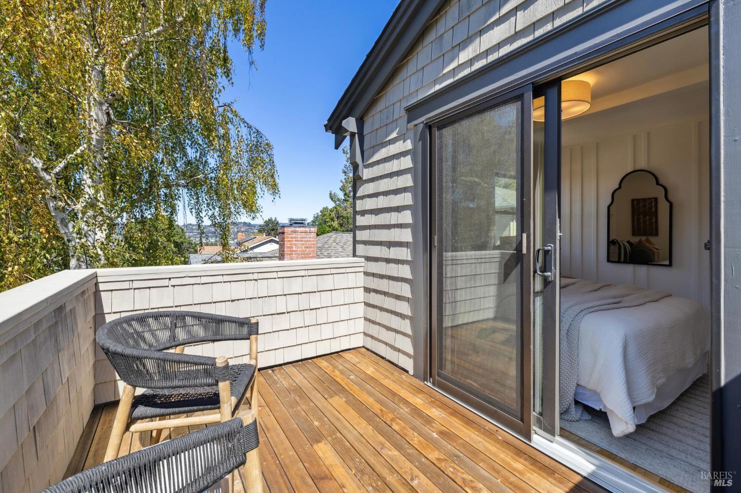 Detail Gallery Image 23 of 43 For 274 Sausalito St, Corte Madera,  CA 94925 - 2 Beds | 1 Baths
