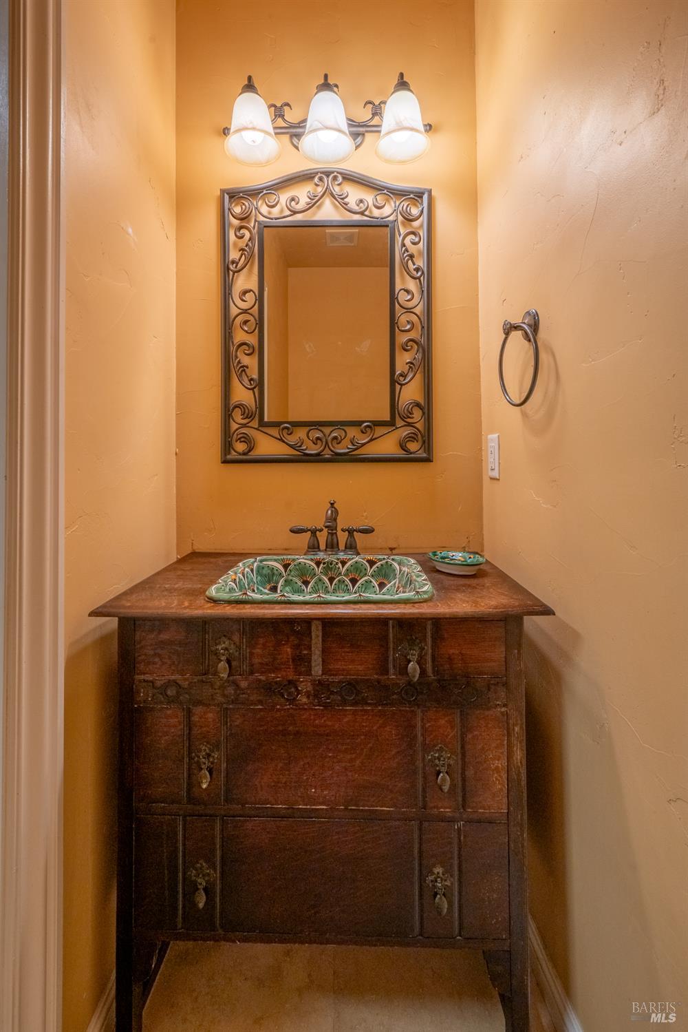 Detail Gallery Image 16 of 37 For 25977 Hawk Ter, Willits,  CA 95490 - 3 Beds | 2/1 Baths