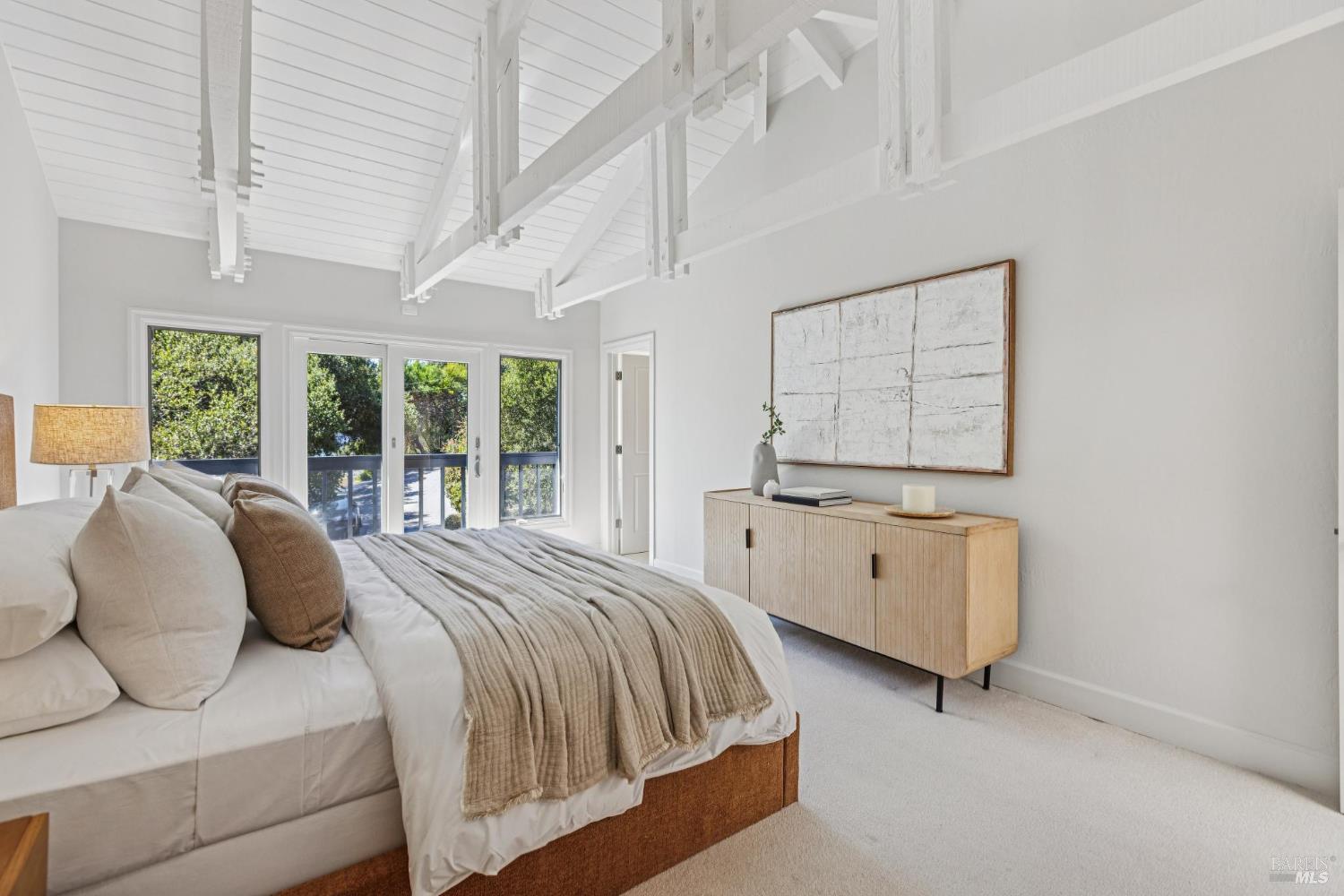 Detail Gallery Image 23 of 51 For 12 Tara View Rd, Belvedere Tiburon,  CA 94920 - 3 Beds | 2/1 Baths