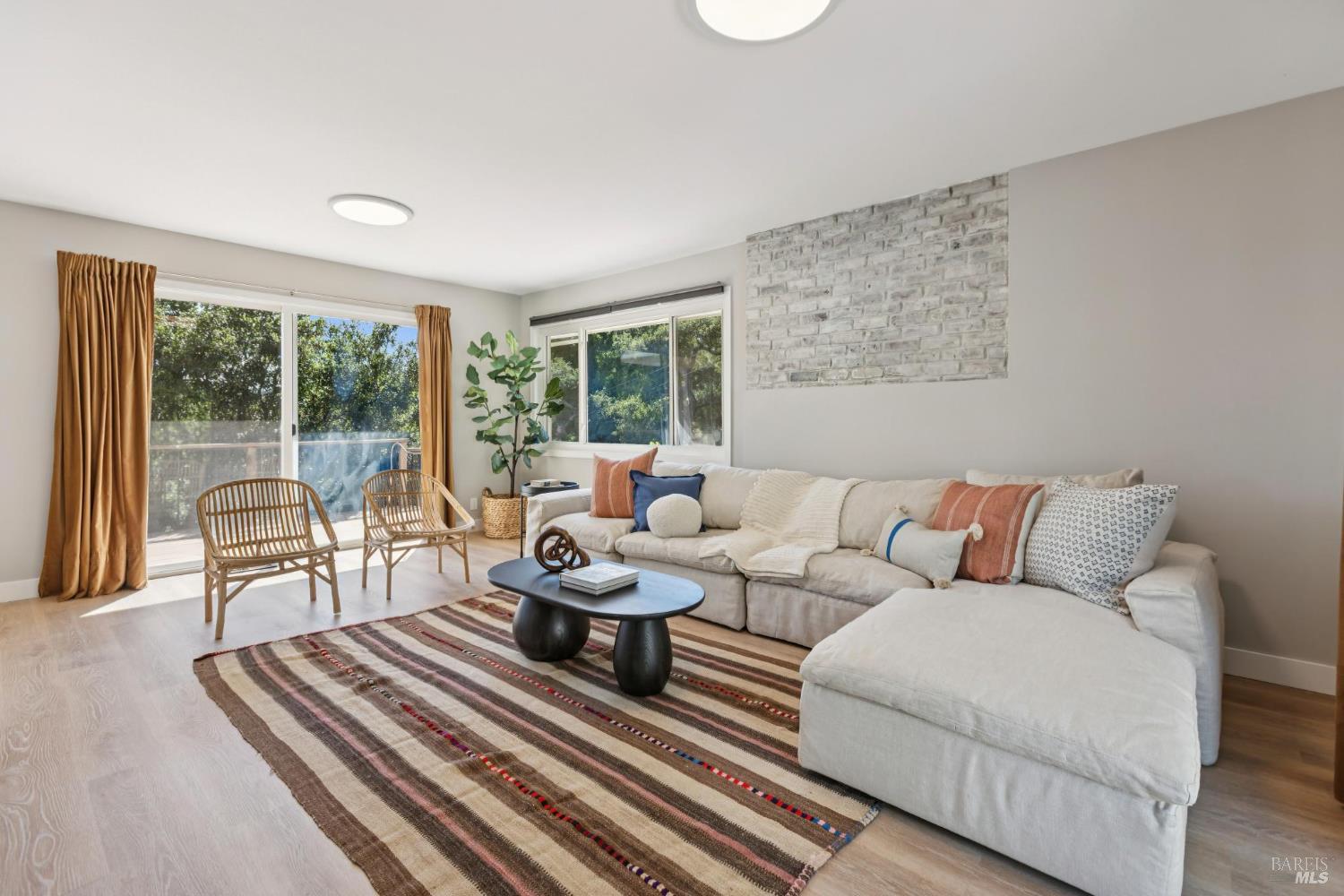Detail Gallery Image 14 of 56 For 299 via Barranca Unkn, Greenbrae,  CA 94904 - 6 Beds | 4 Baths