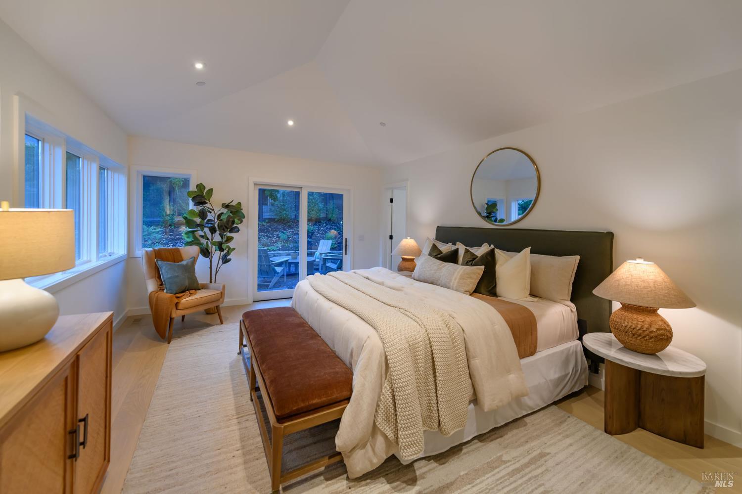 Detail Gallery Image 50 of 72 For 402 Alexander Ave, Larkspur,  CA 94939 - 5 Beds | 3/1 Baths