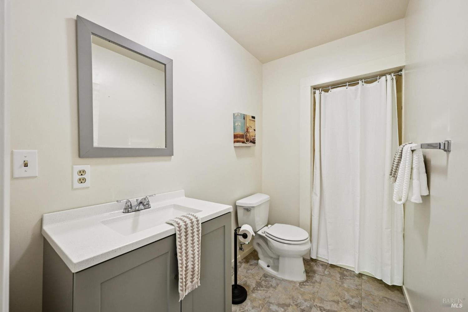 Detail Gallery Image 42 of 74 For 135 Spring Grove Ave, San Rafael,  CA 94901 - 6 Beds | 5/2 Baths