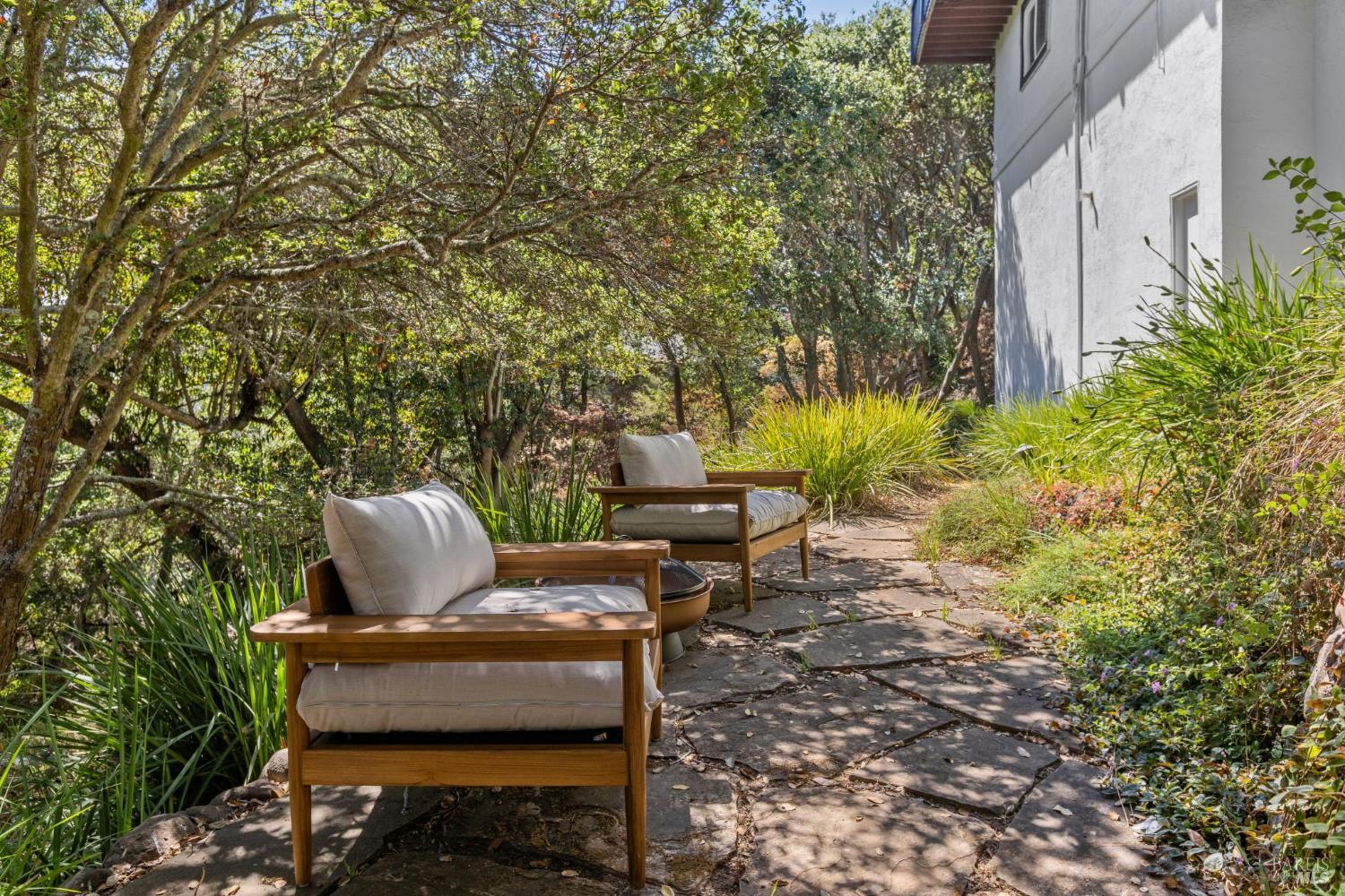 Detail Gallery Image 44 of 51 For 12 Tara View Rd, Belvedere Tiburon,  CA 94920 - 3 Beds | 2/1 Baths