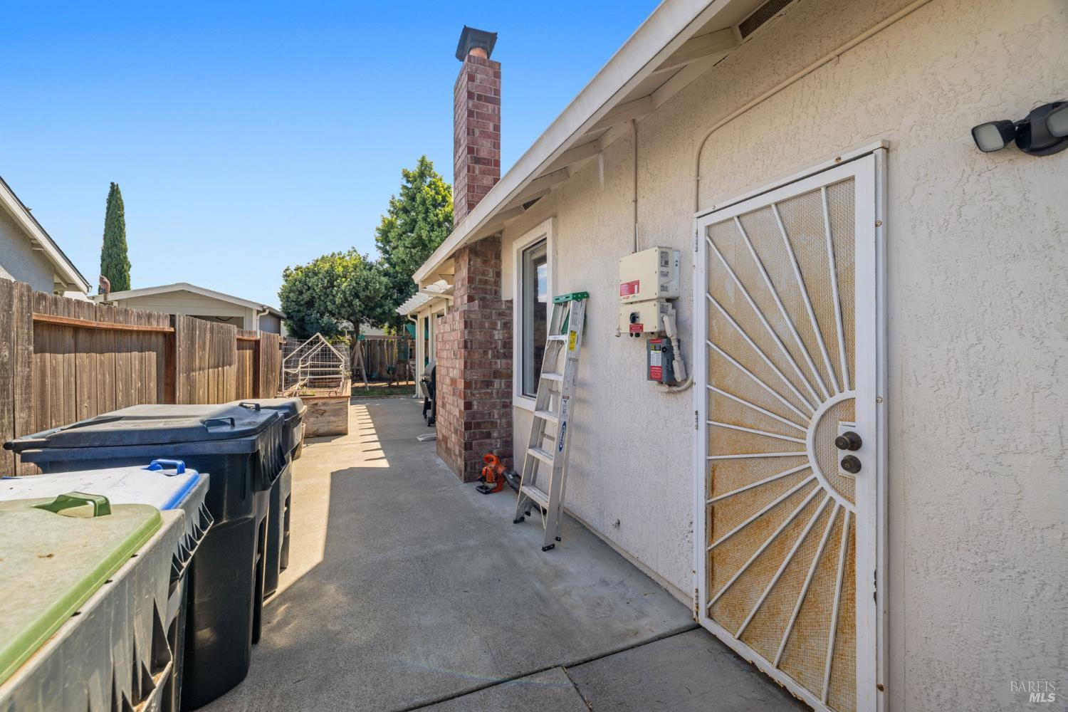 Detail Gallery Image 44 of 47 For 1201 Deanza Ct, Suisun City,  CA 94585 - 3 Beds | 2 Baths